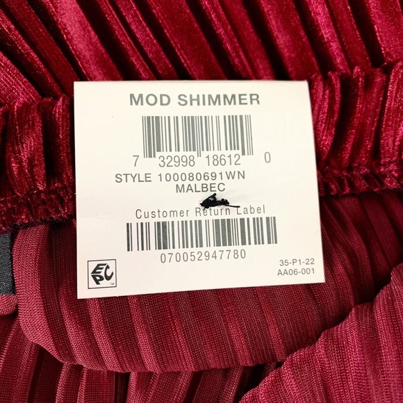 $89 (NWT) Women's Alfani Red Pleated Velvet Pull On Pants, Plus Sizes 1X/2X/3X - Picture 14 of 15